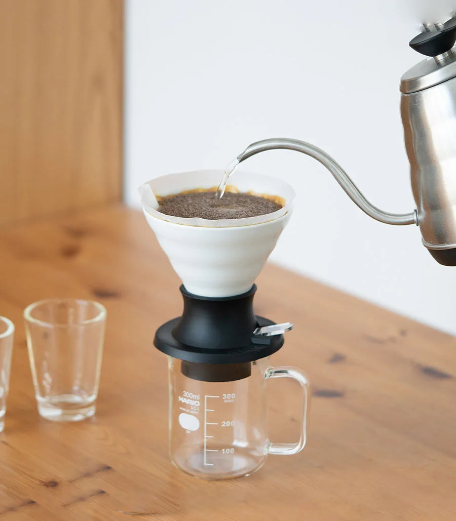 Hario V60 Switch 02 – Gotejador de imersão de cerâmica